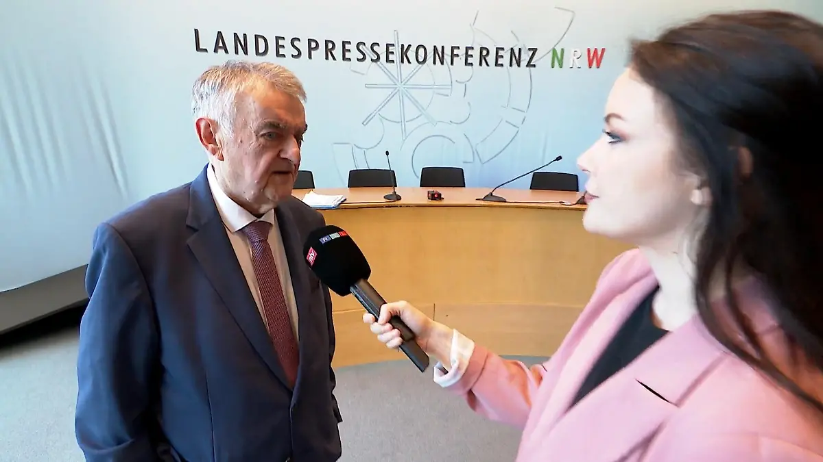 Herbert Reul (CDU) zu Clankriminalität NRW-Innenminister im Interview