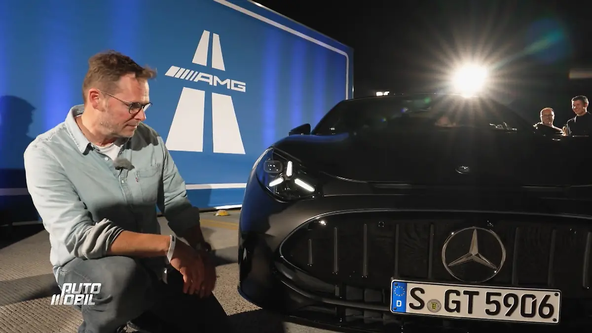 Alexander checkt das neue GT Coupé AMG unter Strom