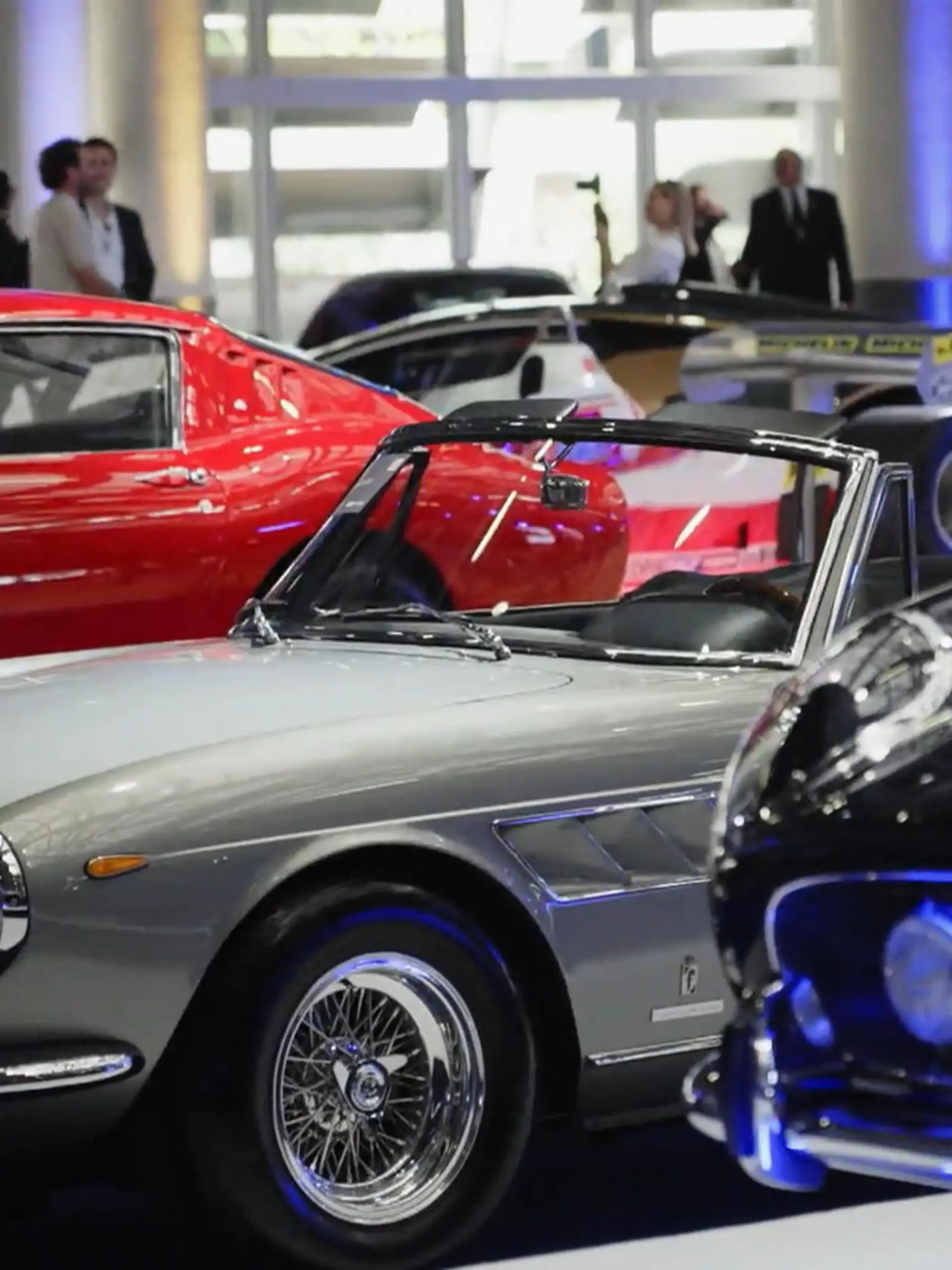 Bild zu: "Welche Klassiker und Supercars knacken den Rekord?"