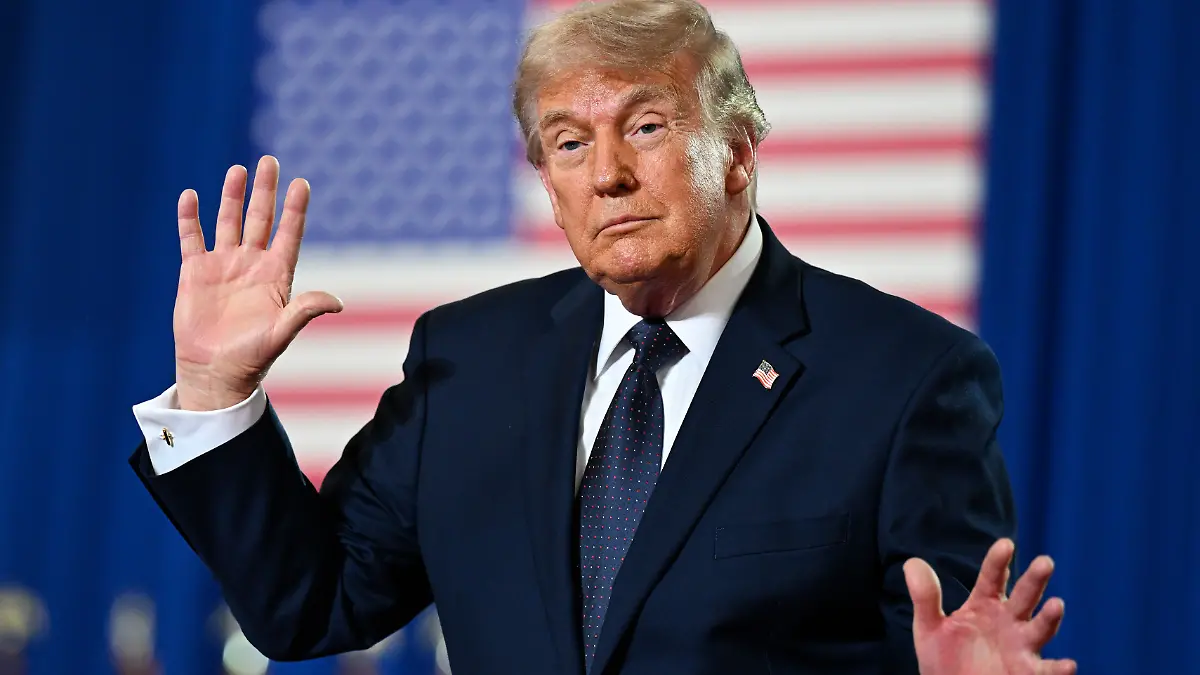 SUFFERN, NEW YORK - MAY 22: U.S. President Donald Trump dances on stage after delivering remarks during a campaign and economic policy event in the Eugene Levy Fieldhouse at SUNY Rockland Community College on May 22, 2026 in Suffern, New York. Trump traveled to the Hudson Valley to help bolster the campaign of Rep. Mike Lawler (R-NY) as he seeks reelection in what is expected to be one of the nation’s most closely watched House races this November. (Photo by Roberto Schmidt/Getty Images)