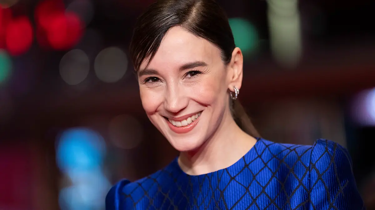 Sibel Kekilli poses for photographers upon arrival on the red carpet for the film 'Yunan' during the International Film Festival, Berlinale, in Berlin, Wednesday, Feb. 19, 2025. (Photo by Scott A Garfitt/Invision/AP).