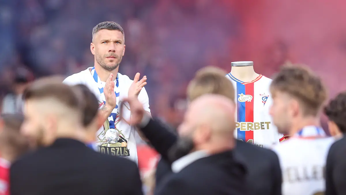 23.05.2026, Zabrze Mecz PKO Ekstraklasa sezon 2025/26 Gornik Zabrze - Radomiak Radom - Football Match Polish Top League Gornik Zabrze - Radomiak Radom Nz. Lukas Podolski koniec kariery (Photo by Michal Chwieduk/Arena Akcji/Sipa USA)