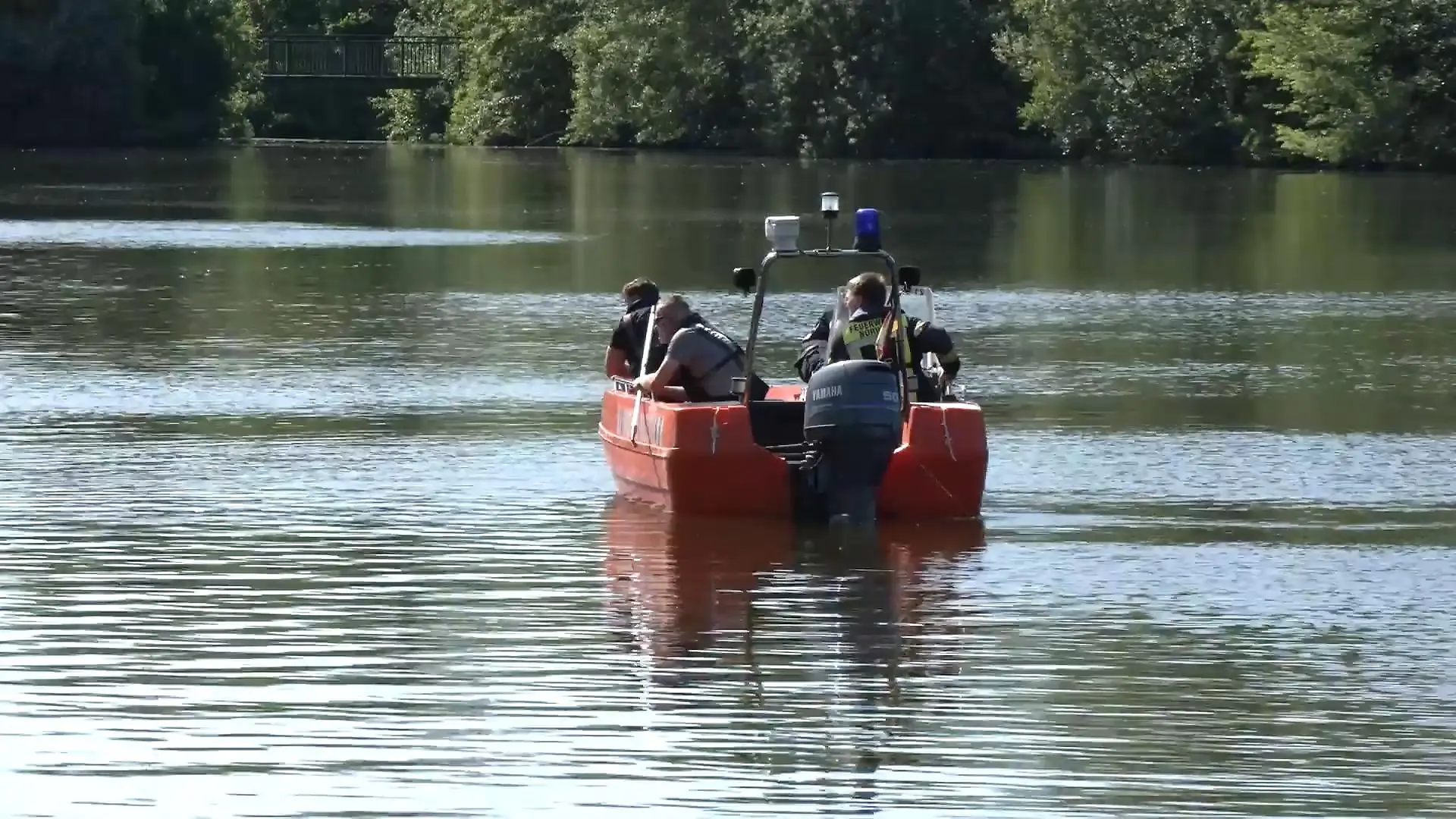 Schock-Fund an See! Taucher findet Mädchen (13) leblos unter Wasser Mehrere Badetote an Pfingsten