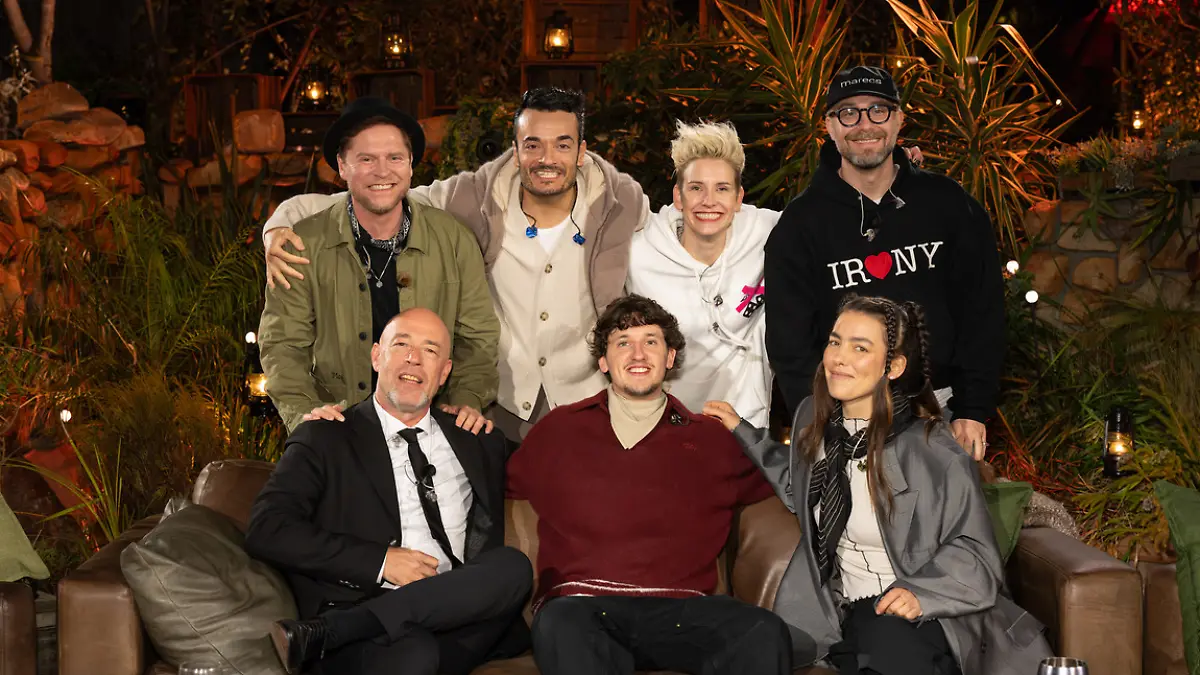 Gruppenfoto der Teilnehmer