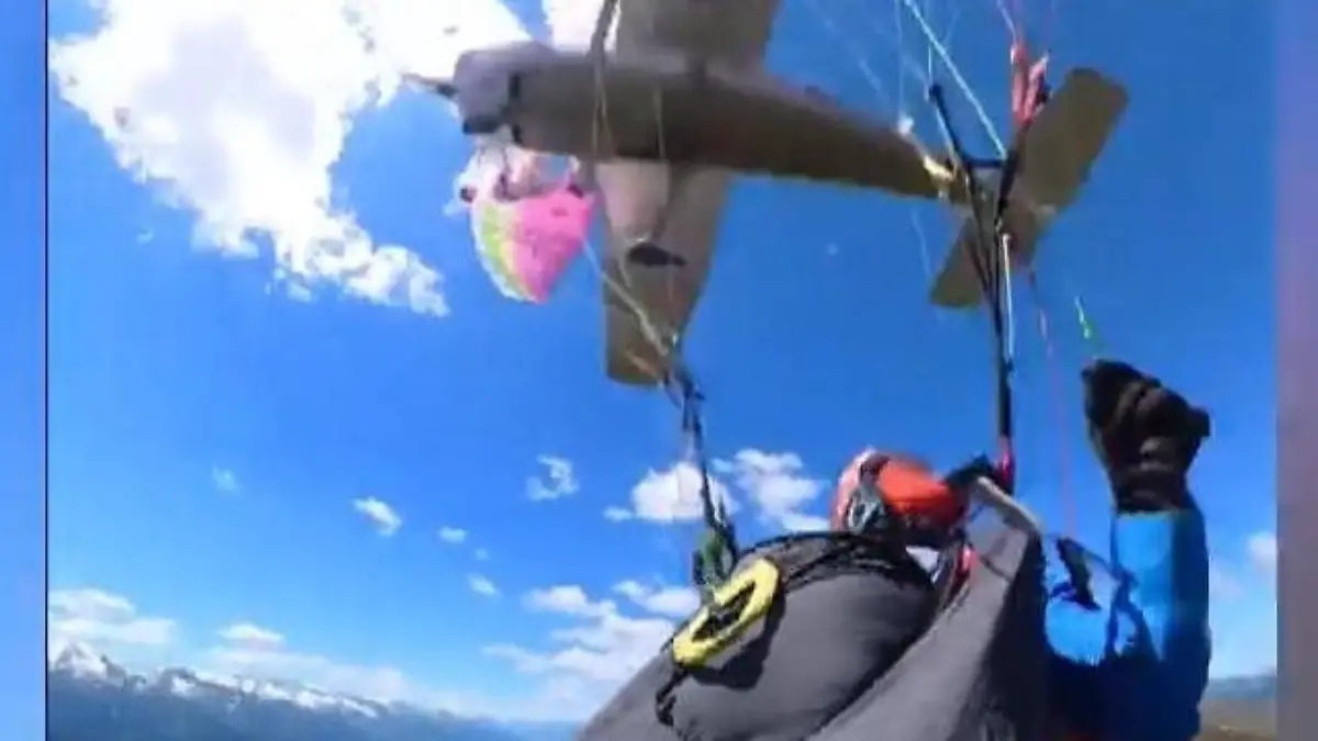 Horror am Himmel! Cessna zerfetzt Gleitschirm – Pilotin stürzt in die Tiefe Paragliderin in Lebensgefahr