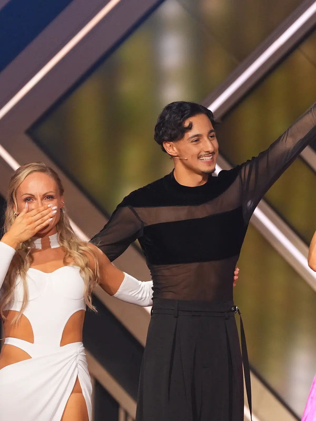 Bild zu: "Sonniges Versprechen! Düsen Milano und Marta nach einem Sieg nach Dubai? "