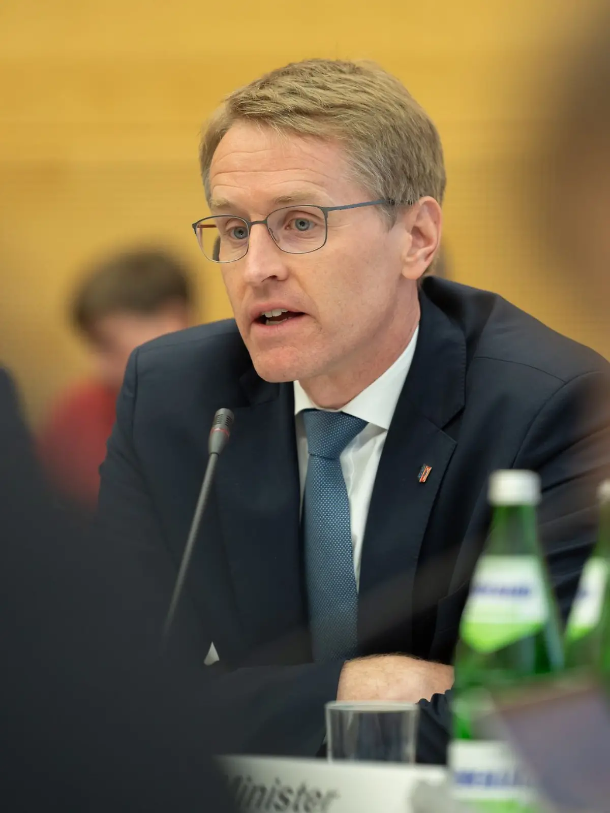 Bild zu: "Hat die Landesregierung leichtsinnig Geld verbrannt?"