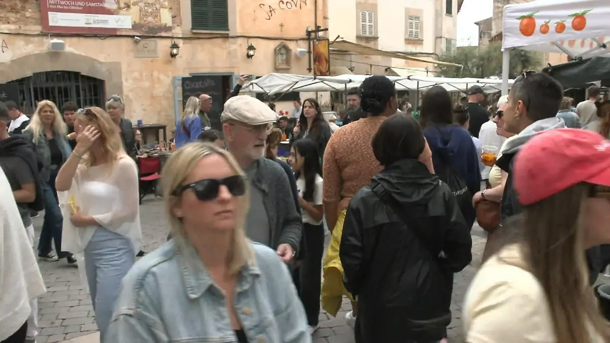 Mallorcas Hass auf Touristen Die Auswirkungen des Massentourismus