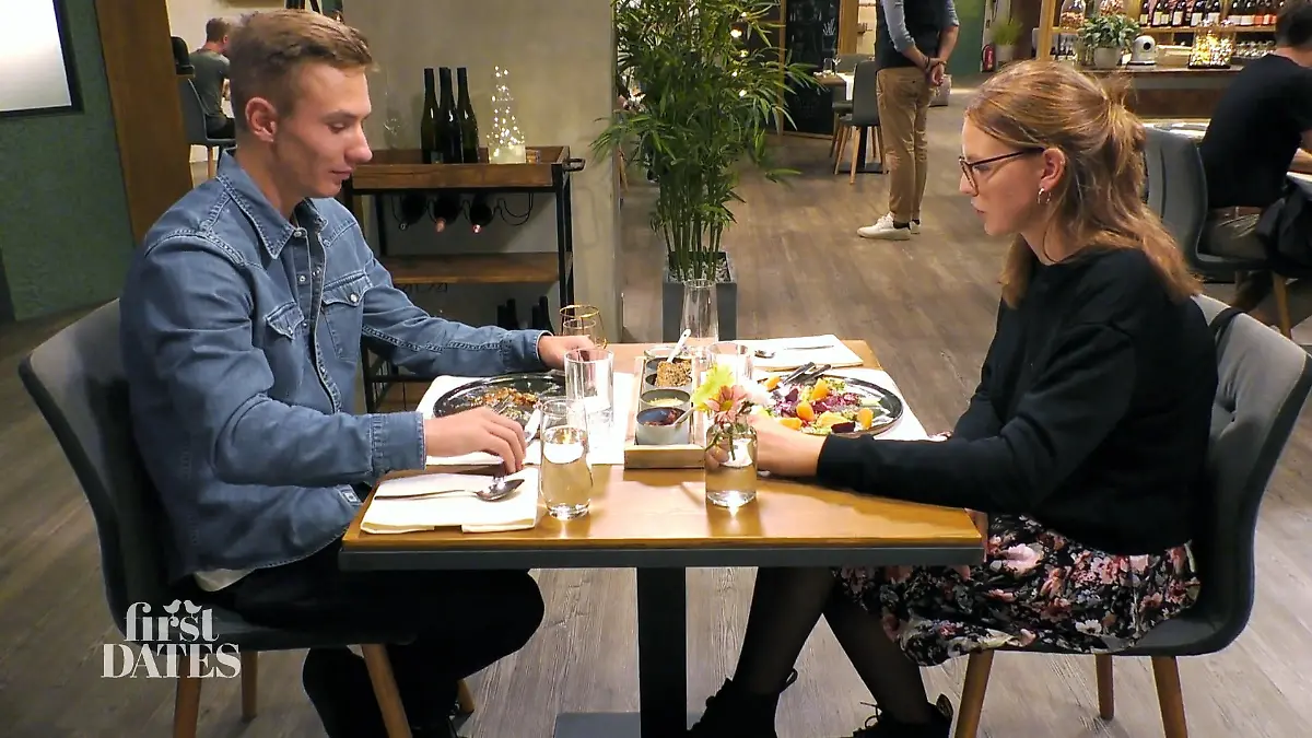 Gehen Lukas und Justine zusammen Quad fahren? Schüchterner Gentleman