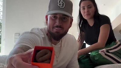 Bild von Ach du Kacke! Mike Heiter geschockt nach Geschenk von Leyla – er findet’s „beschissen“