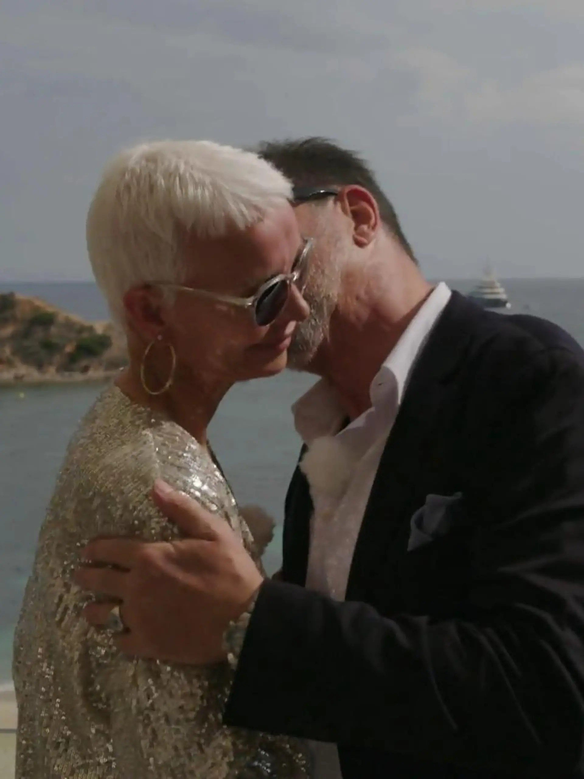 Bild zu: "Alex und Britt im Liebeshimmel"