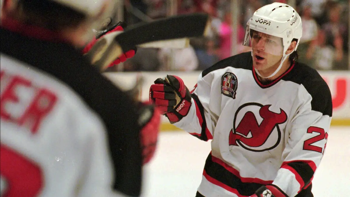 Claude Lemieux spielte in seiner Karriere auch für die New Jersey Devils. (Archivbild)