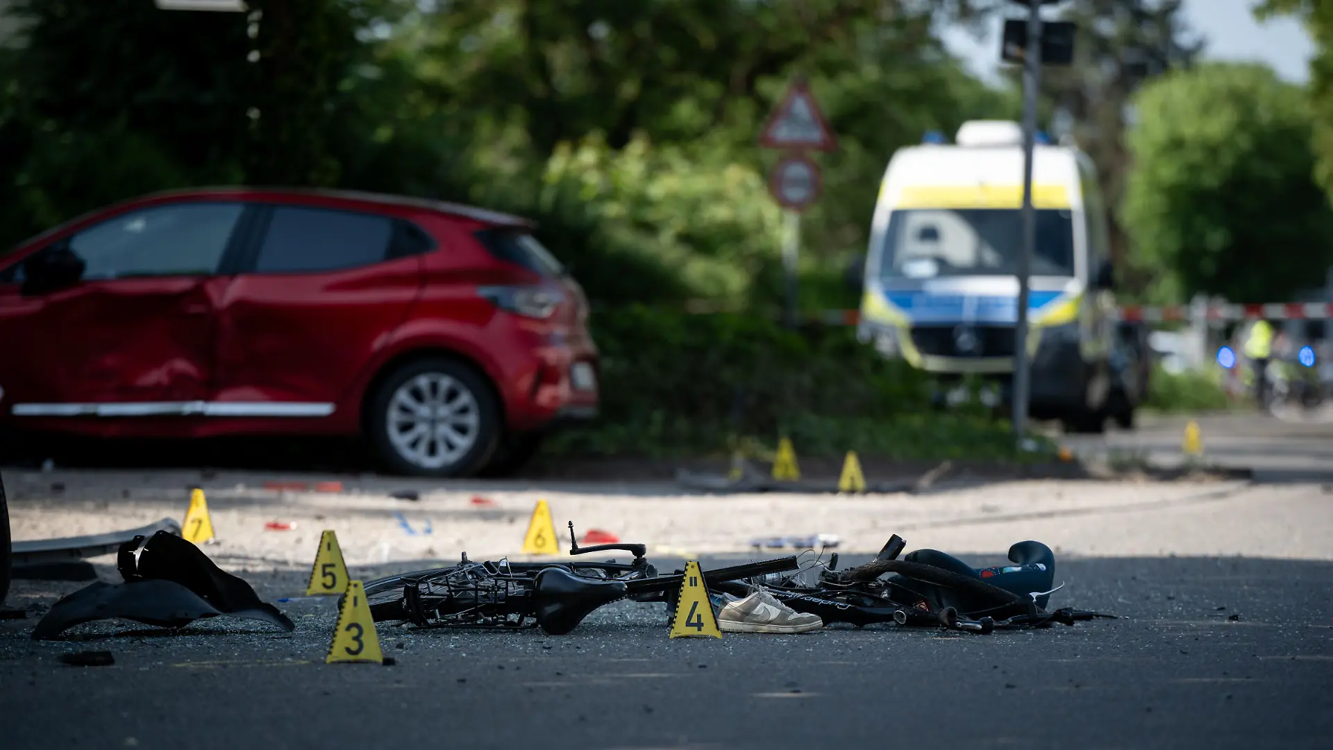 Autofahrerin fährt Kinder an - drei Verletzte