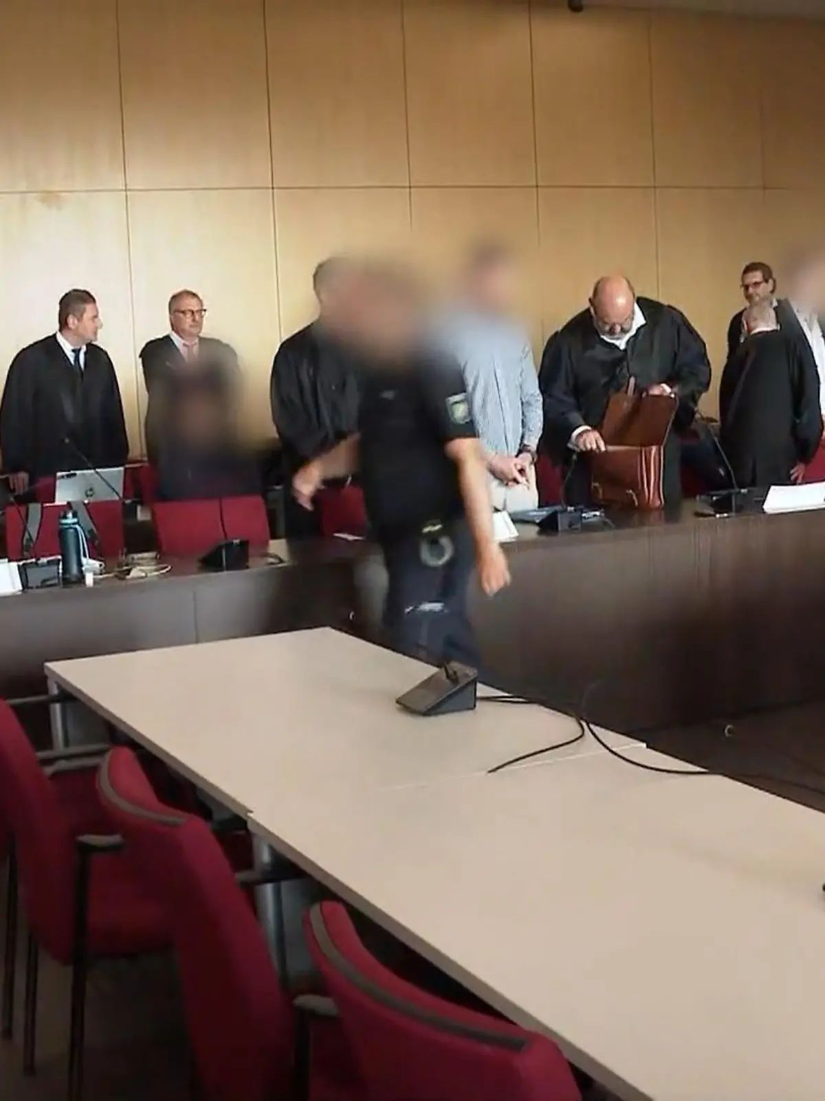 Bild zu: "Prozess gegen „Rich Kids“ gestartet"
