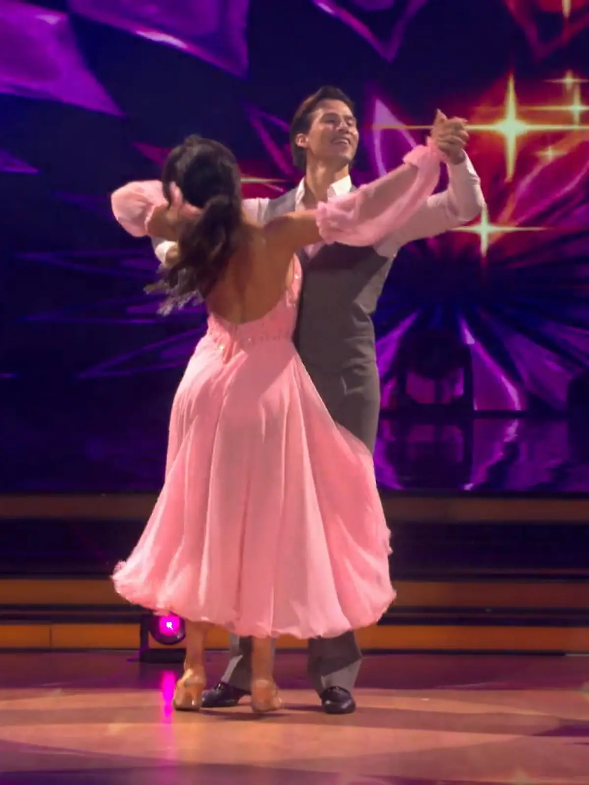 Bild zu: "Joel und Malika begeistern mit ihrem Qickstep zu "Wonderwall""