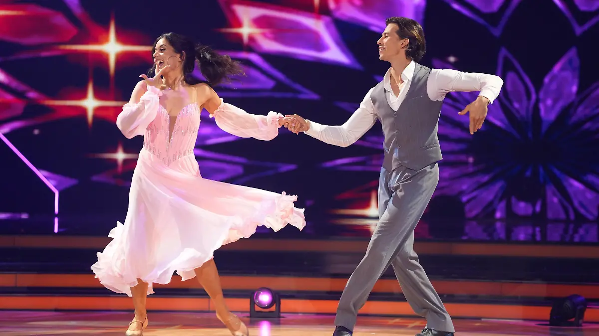 Joel Mattli und Malika Dzumaev begeistern im „Let’s Dance“-Finale mit ihrem Quickstep Bestnote für den Jurytanz