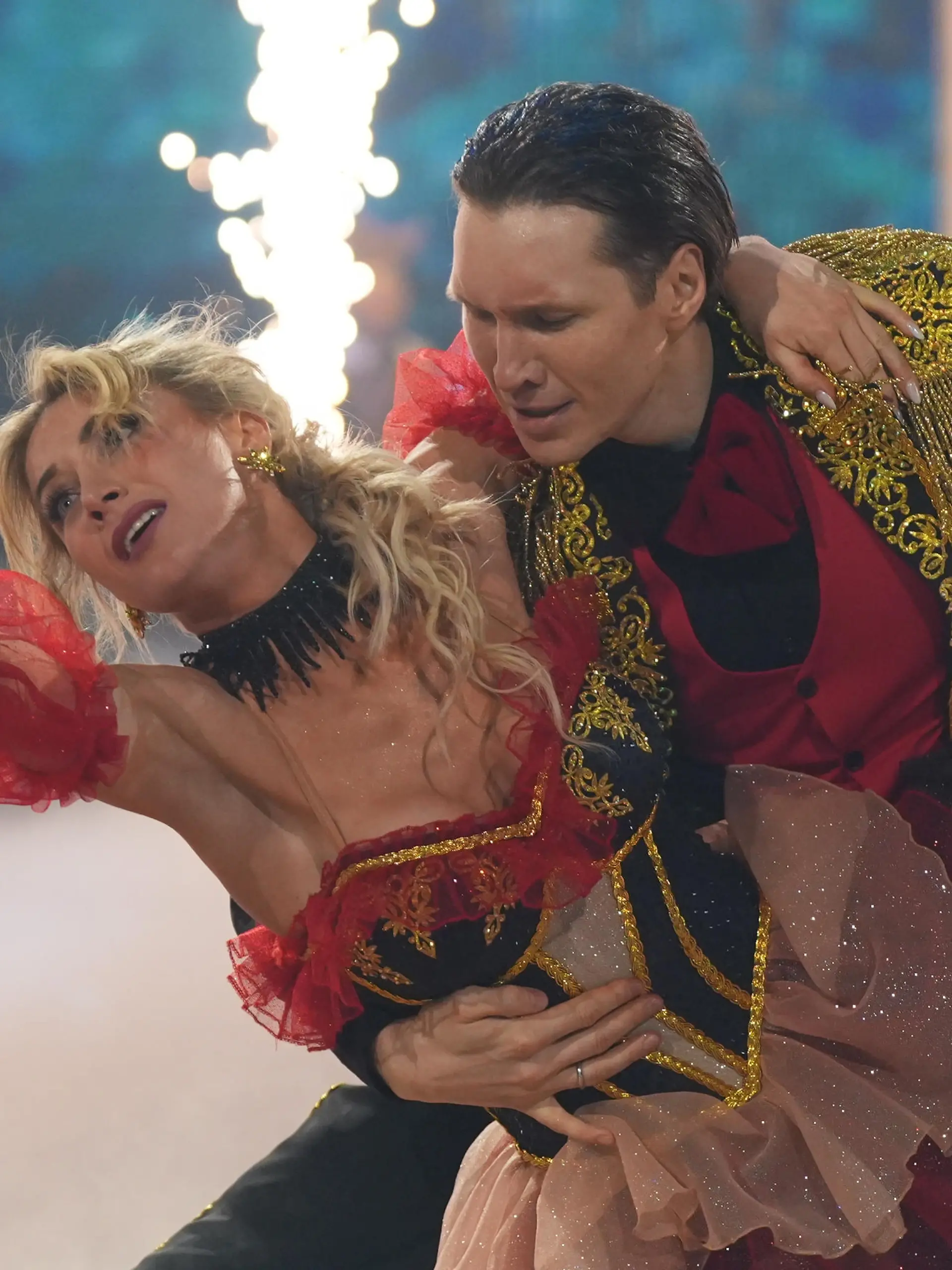 Bild zu: "Anna-Carina Woitschack erzählt ihre Geschichte im bewegenden Final-Freestyle"
