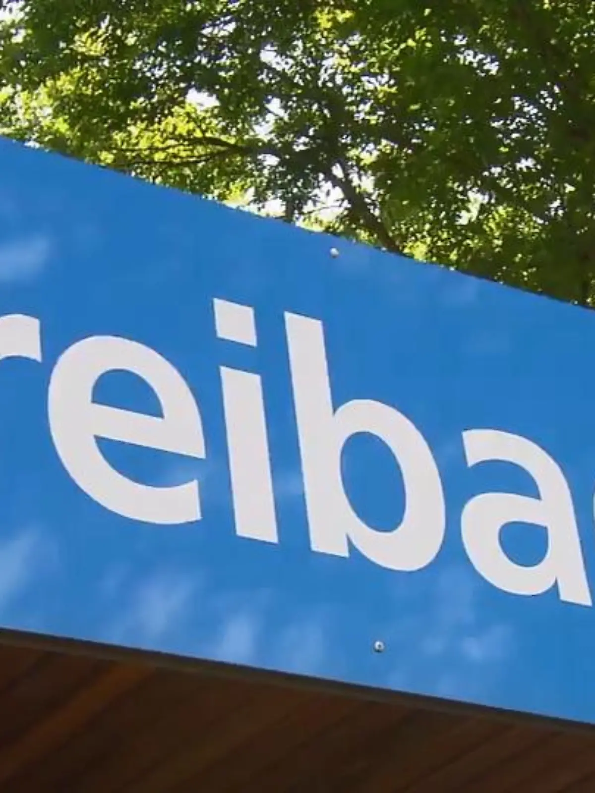 Bild zu: "Förderverein kämpft für Freibad"