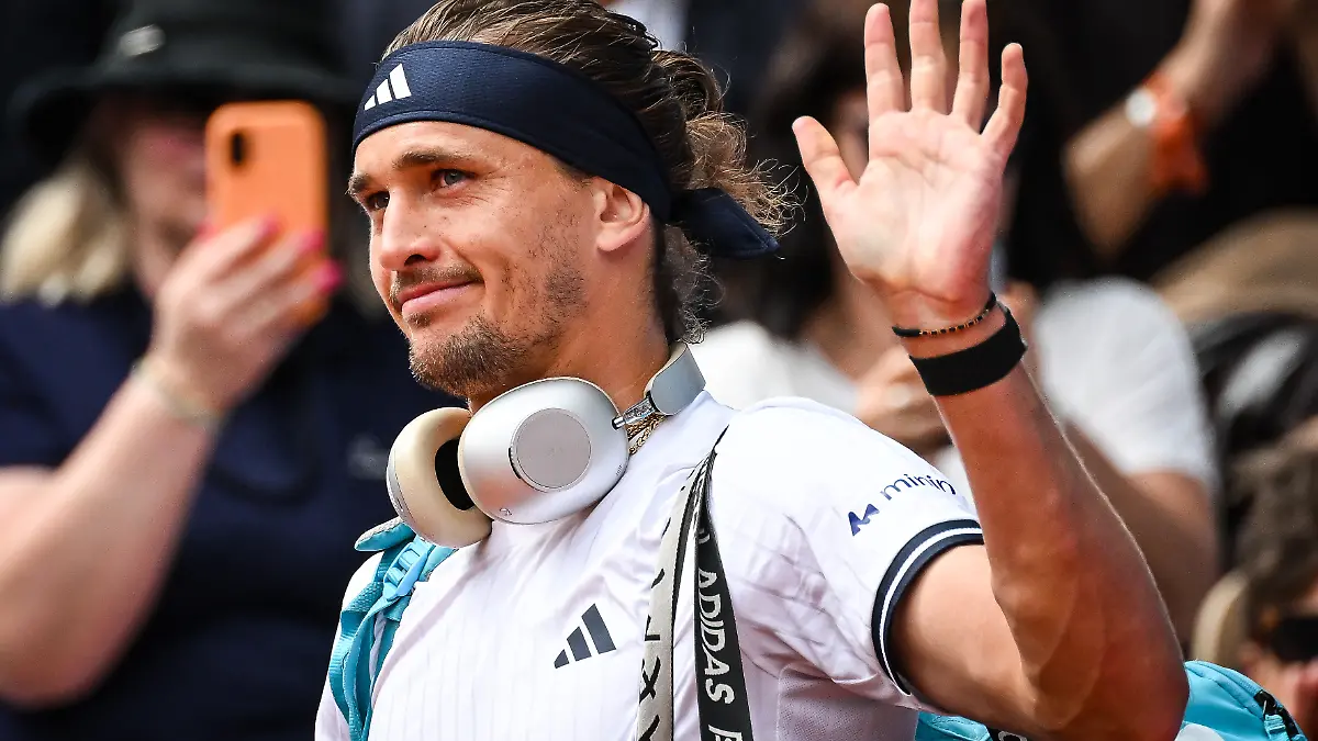 May 31, 2026, Paris, France, France: Alexander ZVEREV of Germany during the eighth day of the Roland-Garros 2026, French Open 2026, Grand Slam tennis tournament at Roland-Garros Stadium on May 31, 2026 in Paris, France. (Credit Image: © Matthieu Mirville/ZUMA Press Wire