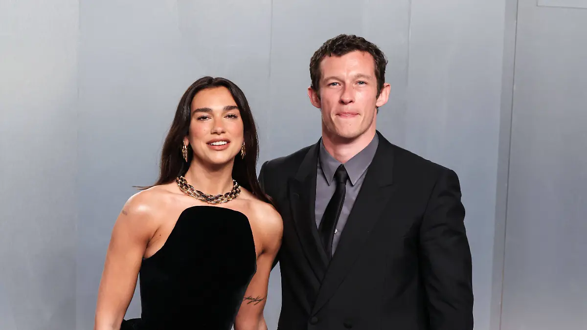 2026 Vanity Fair Oscar Party MUSEUM ROW, MIRACLE MILE, LOS ANGELES, CALIFORNIA, USA - MARCH 15: Dua Lipa wearing Schiaparelli SS26 Couture and Bvlgari jewelry and Callum Turner arrive at the 2026 Vanity Fair Oscar Party 98th Annual Academy Awards Hosted By Mark Guiducci held at the David Geffen Galleries at the Los Angeles County Museum of Art LACMA at 5905 Wilshire Blvd on March 15, 2026 in Museum Row, Miracle Mile, Los Angeles, California, United States. Photo by Xavier Collin/Image Press Agency