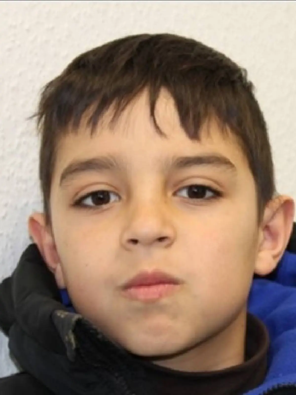 Mit diesem Foto sucht die Polizei nach dem vermissten Jungen