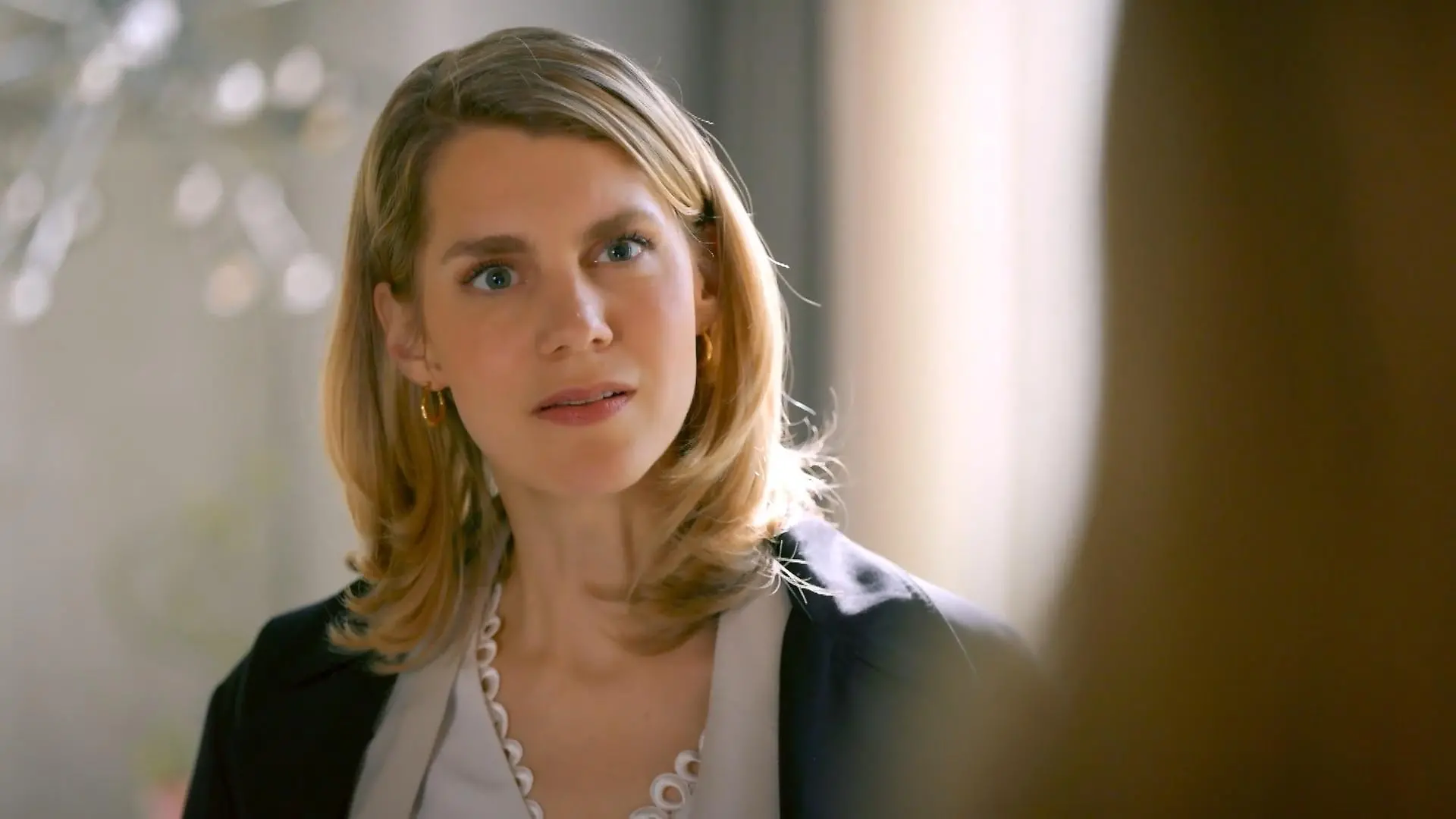 Stella will Benedikt nicht ungeschoren davonkommen lassen „Unter uns“-Folge vom 08.06.26 auf RTL+