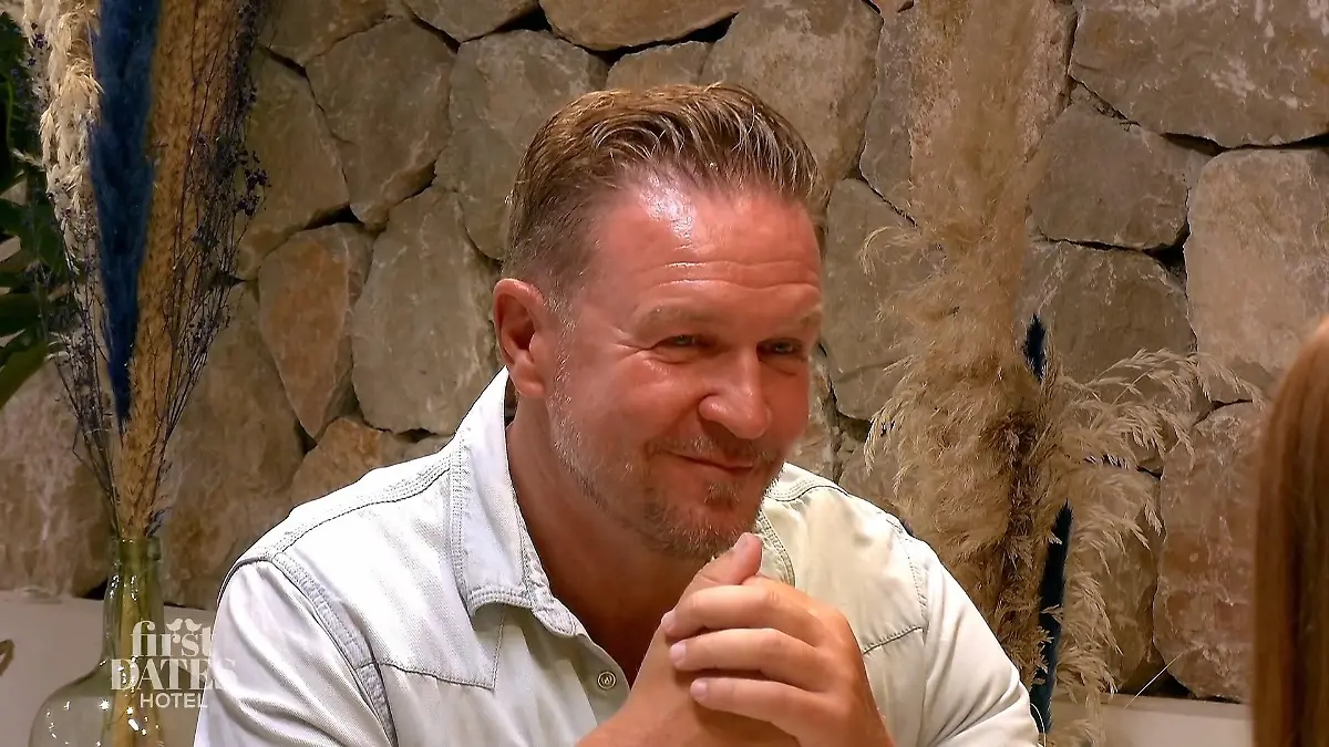 Robert wohnt in Kroatien Ist das ein Hindernis?