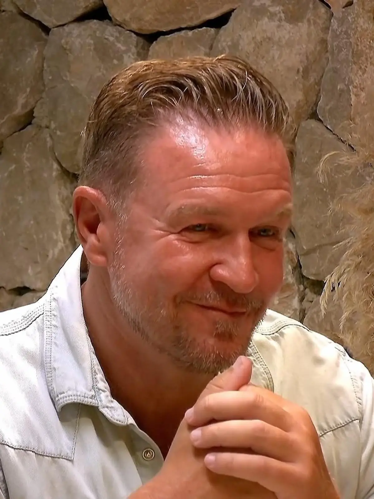 Bild zu: "Robert wohnt in Kroatien"