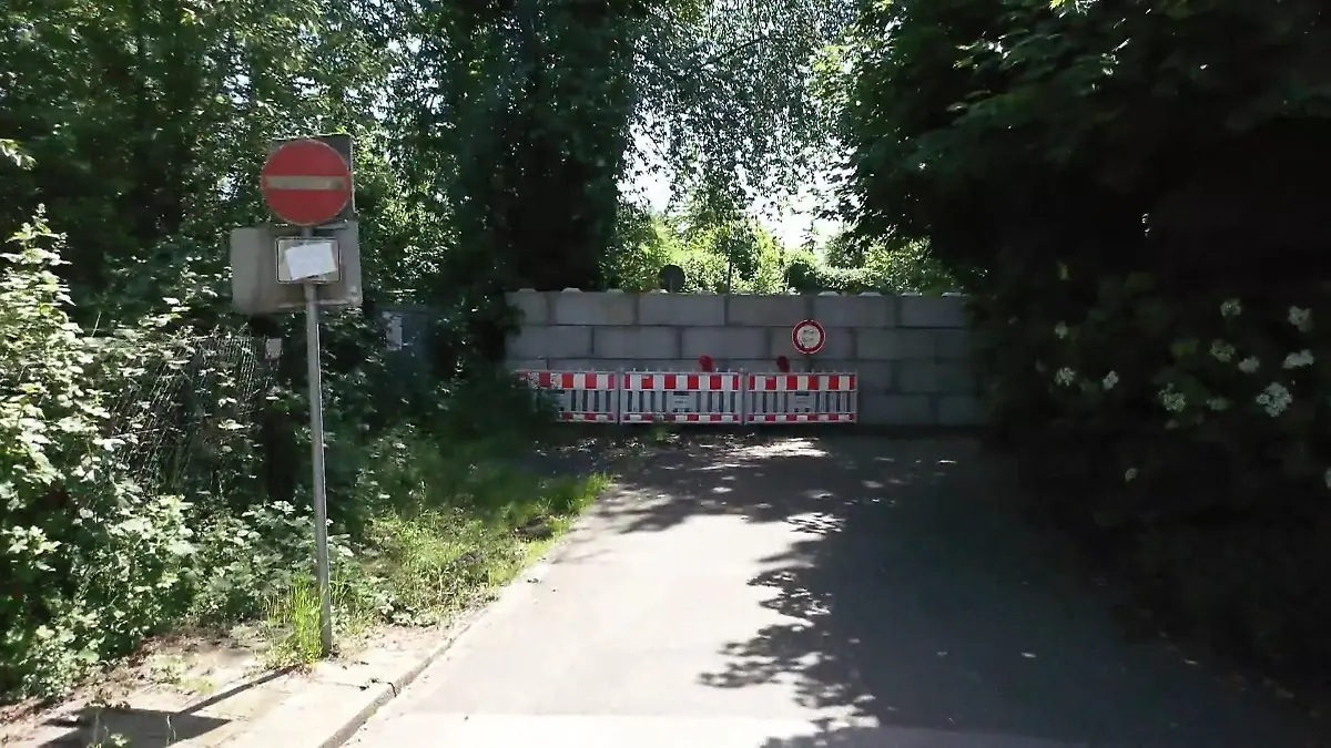 Bahnübergang im Ruhrgebiet dicht Umweg sorgt für Frust