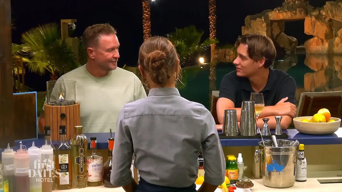 Michael und Robert schwärmen von ihren Dates Sie ahnen nichts