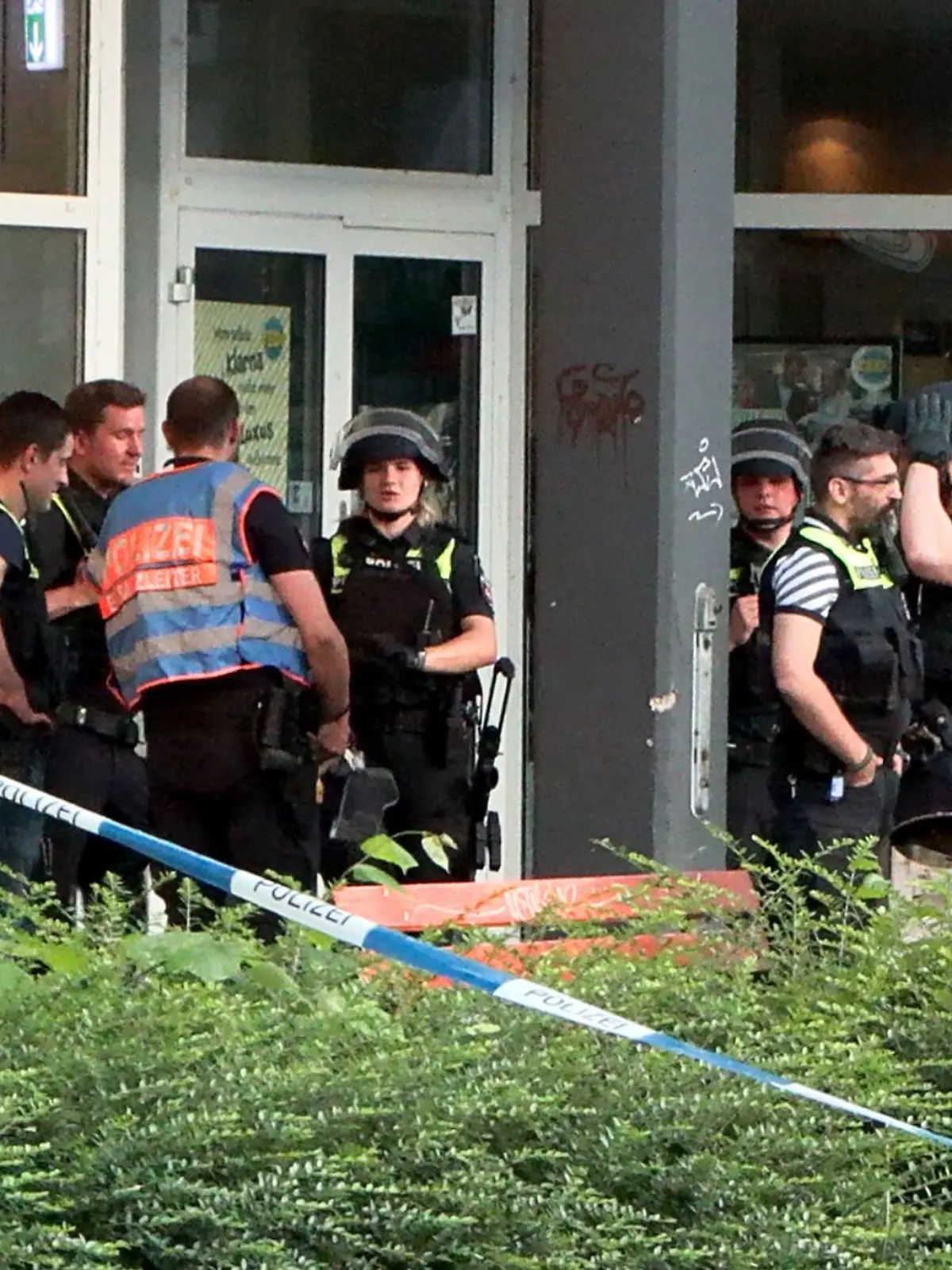 Bild zu: "Schüsse am Abend in Buxtehude"