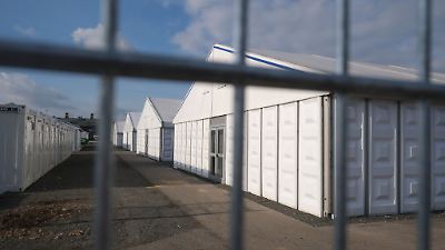 EU einigt sich: Härtere Einwanderungspolitik mit umstrittenen Abschiebezentren
