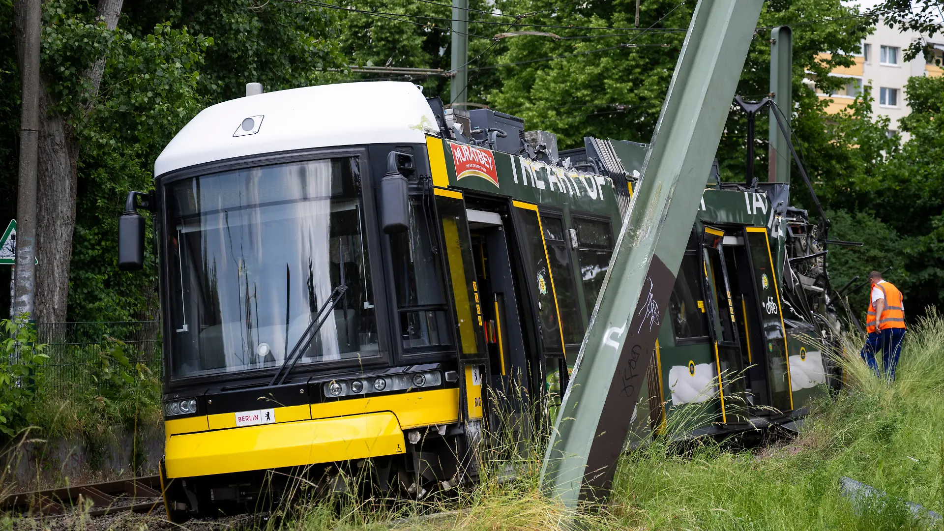 epi_1015336333_DPA BF_a6rnqganko-v3-ax-ms6144.jpg_Straßenbahn in Neu-H.jpg