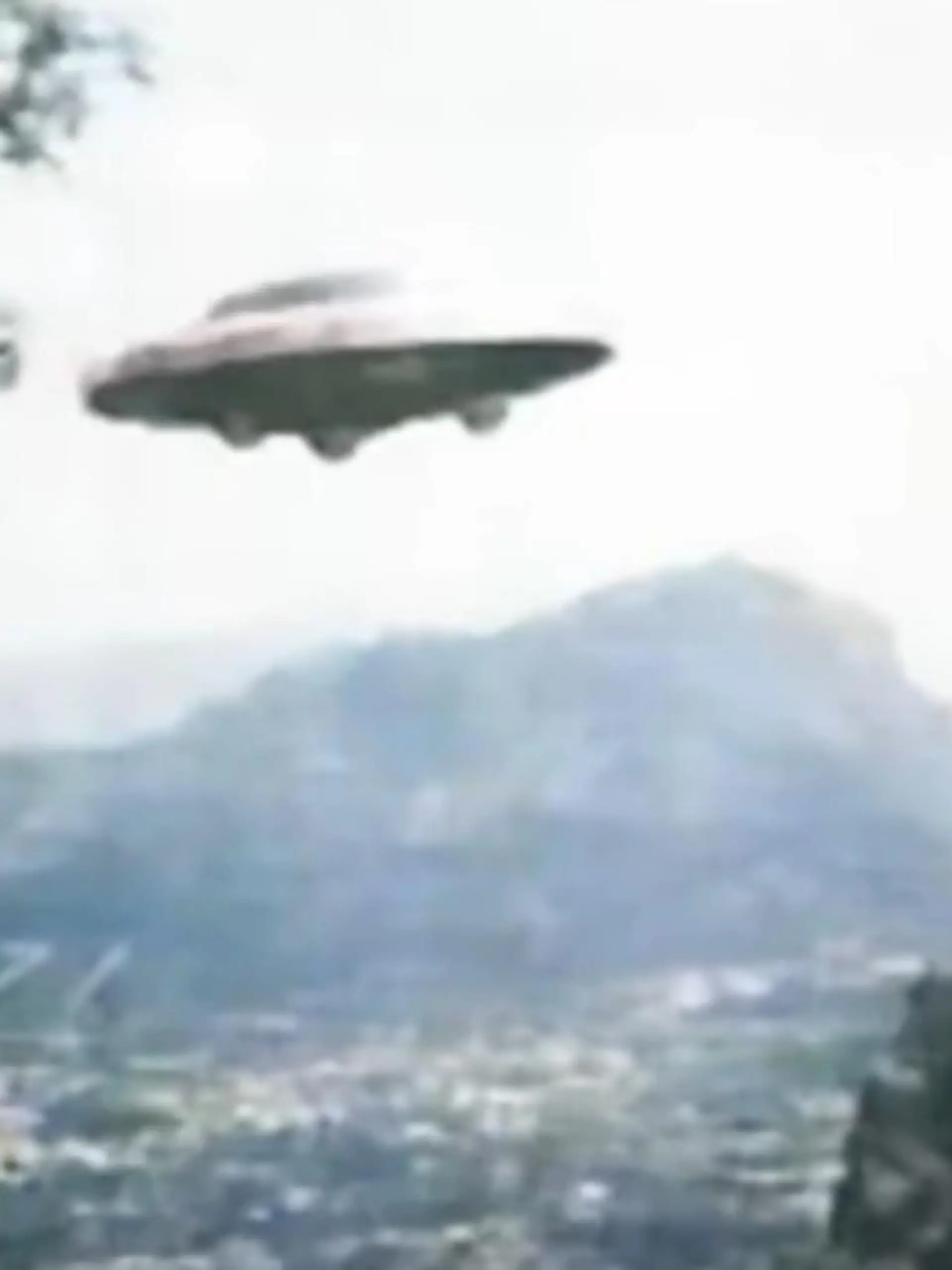 Bild zu: "Ihr wollt echte Aliens sehen? Diese Tour soll es möglich machen"