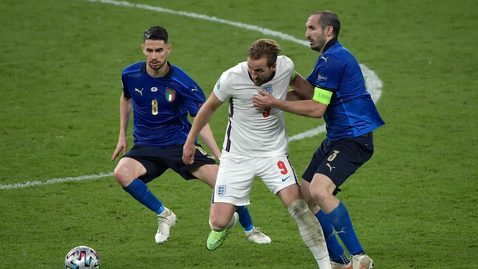 Jorge Luiz Frello Filho Jorginho of Italy, Harry Kane of England and Giorgio Chiellini of Italy during the UEFA EURO, EM, Europameisterschaft,Fussball 2020 Final football match between Italy and England at Wembley stadium in London England, July 11th, 2021. Photo Andrea Staccioli / Insidefoto andreaxstaccioli