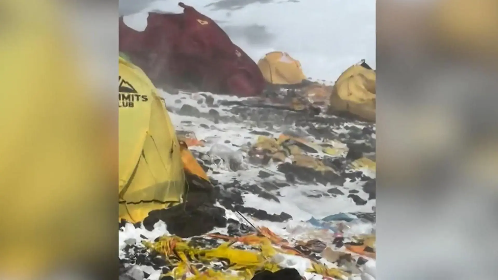 Todeszone am Mount Everest wird zum höchsten Müllberg der Welt Das ist ja wohl der Gipfel!