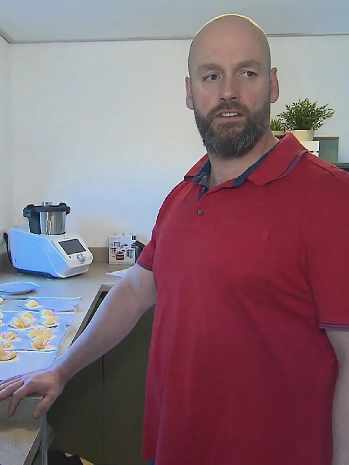 Das perfekte Dinner: Gastgeber Kei in seiner Küche