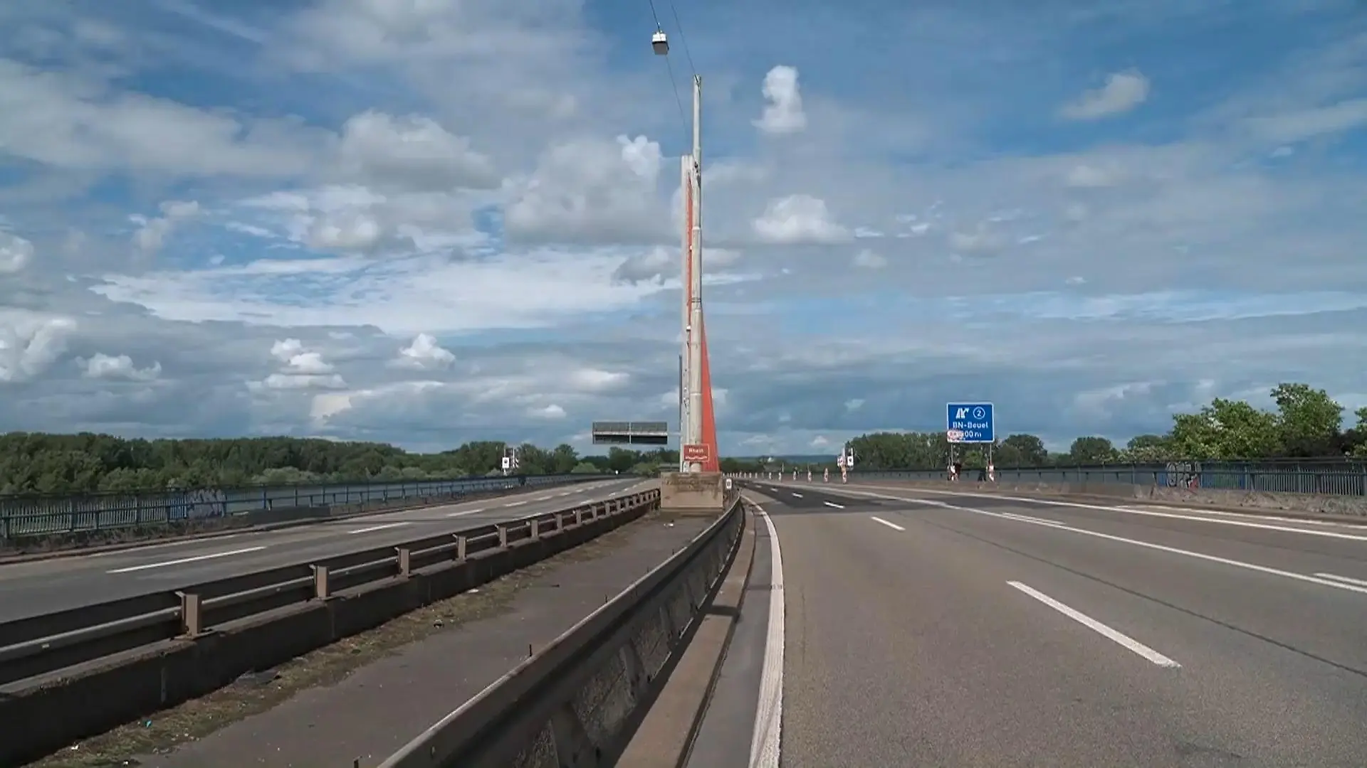 Bonner Nordbrücke auf unbestimmte Zeit gesperrt Ärger für Pendler