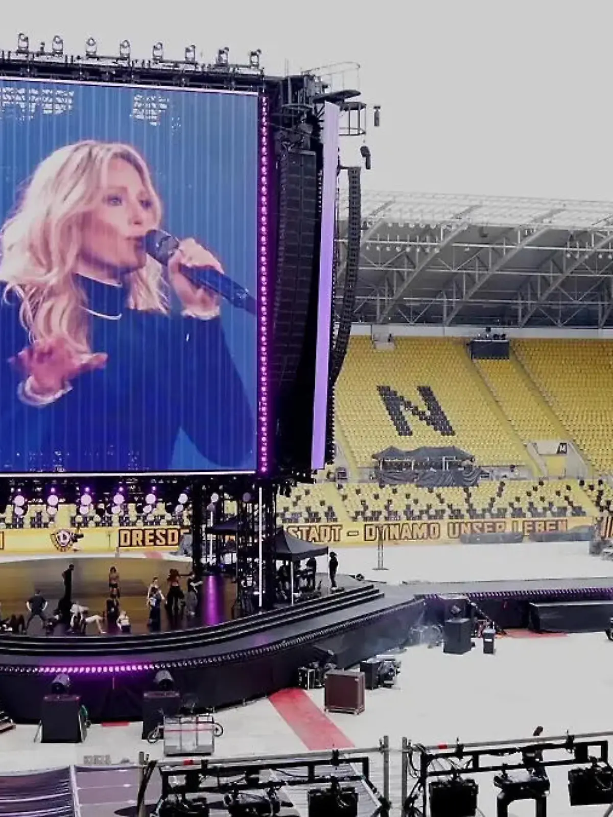 Bild zu: "Mega-Bühne für Helene Fischer! Das erwartet Fans beim 360-Grad-Spektakel"