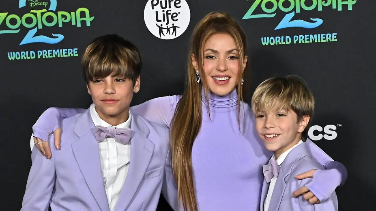 Shakira mit ihren Söhnen Milan und Sasha im letzten November.