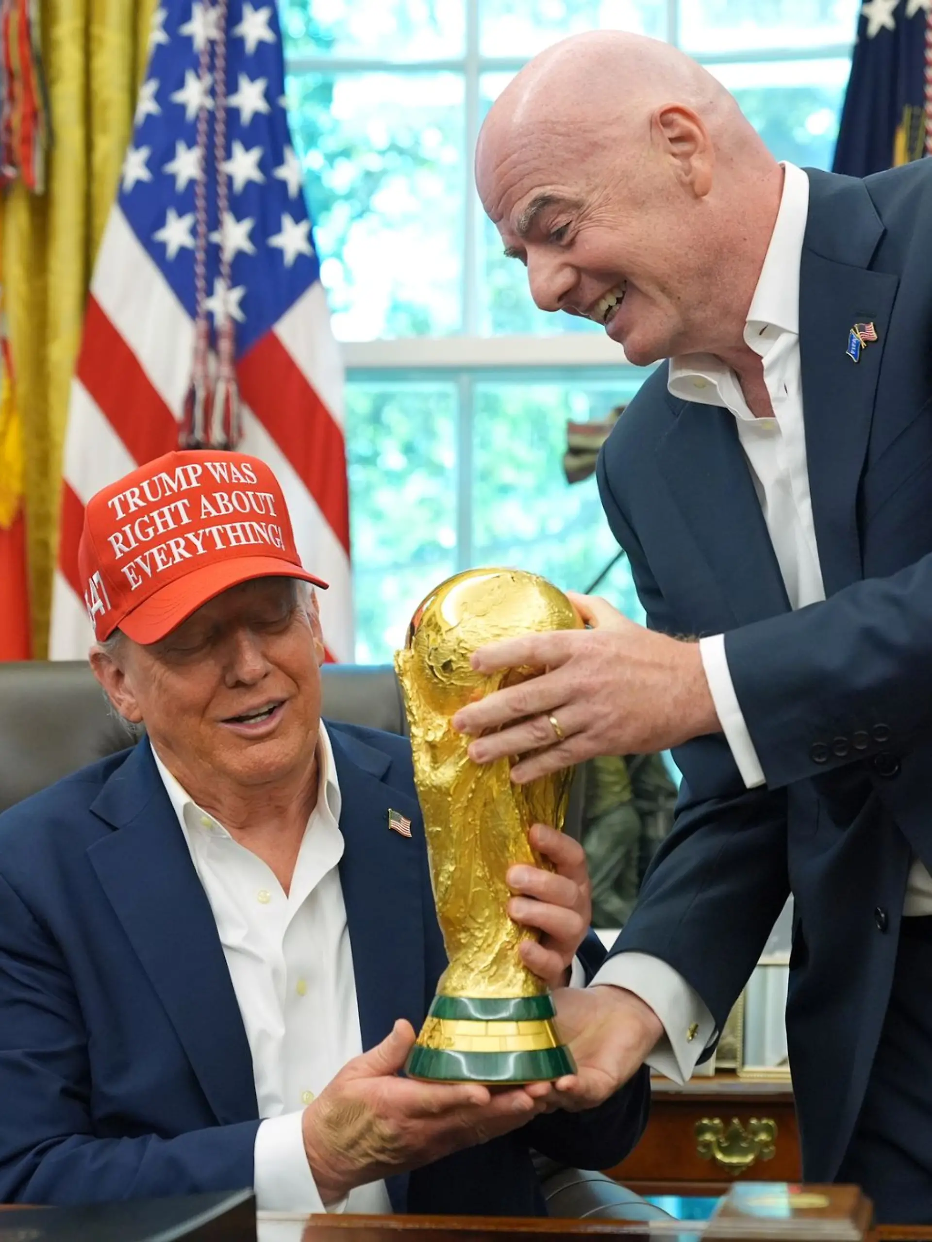Bild zu: "Verdirbt euch der Rot-Skandal die Fußball-WM?"