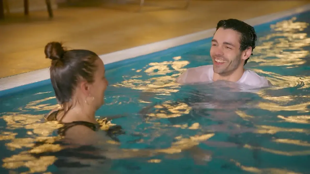 Wer ist der Fremde im Steinkamp-Pool? AWZ-Spoiler!