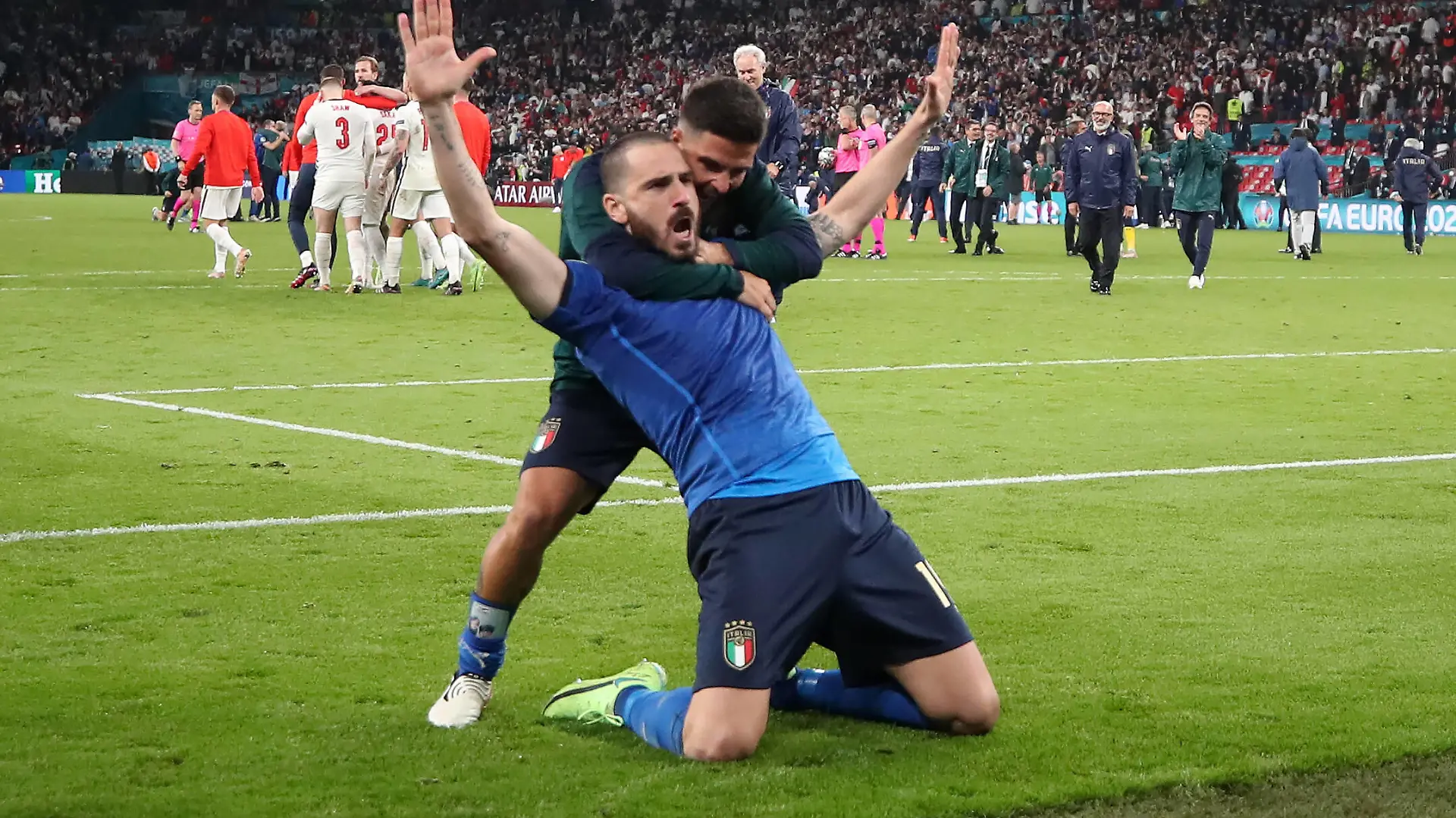 Italy v England - UEFA EURO, EM, Europameisterschaft,Fussball 2020 Final - Wembley Stadium Italy s Leonardo Bonucci celebrates victory during the UEFA Euro 2020 Final at Wembley Stadium, London. Picture date: Sunday July 11, 2021. RESTRICTIONS: Use subject to restrictions. Editorial use only, no commercial use without prior consent from rights holder. PUBLICATIONxINxGERxSUIxAUTxONLY Copyright: xNickxPottsx 60888359