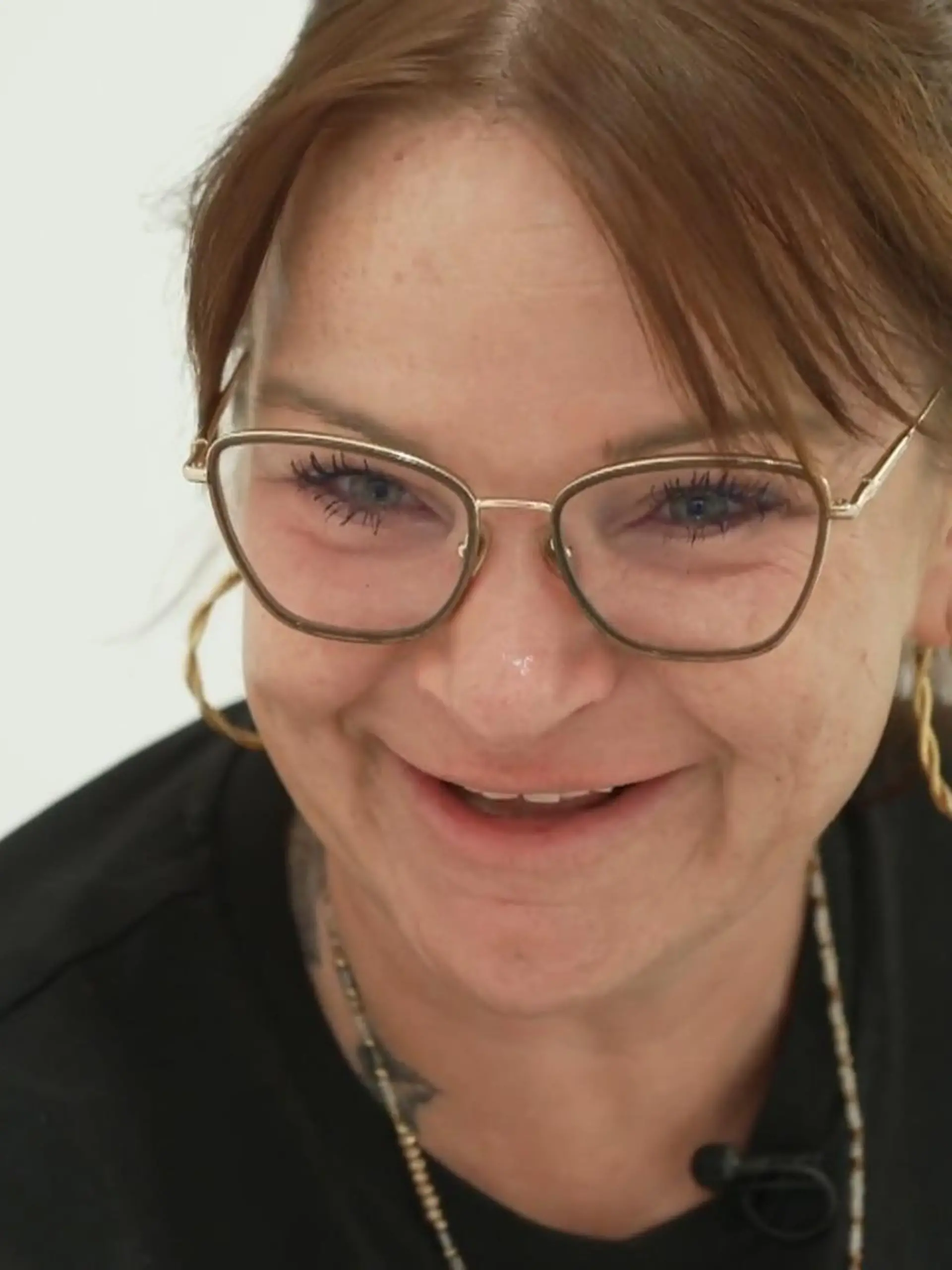 Bild zu: "Sarah wohnt mit 38 Jahren zum ersten Mal allein"