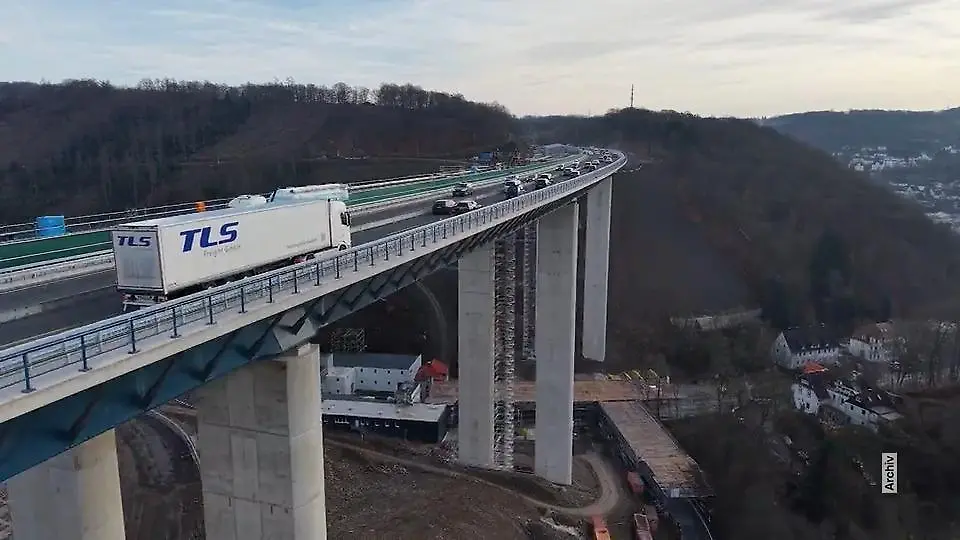 marode-br-cken-in-nrw-mehr-als-2-400-bauwerke-sind-sanierungsbed-rftig