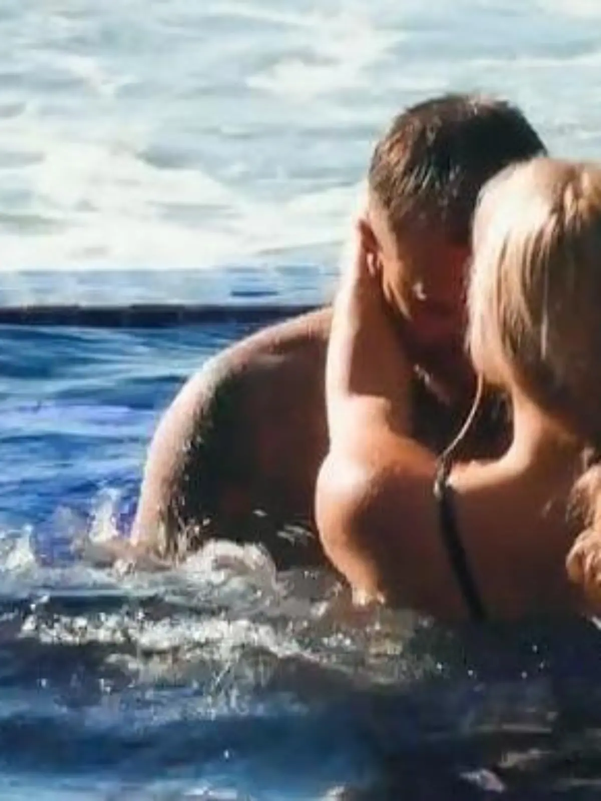 Bild zu: "SEXkalation bei "Ex on the Beach"! Diese Kandidaten vergnügen sich im Pool"