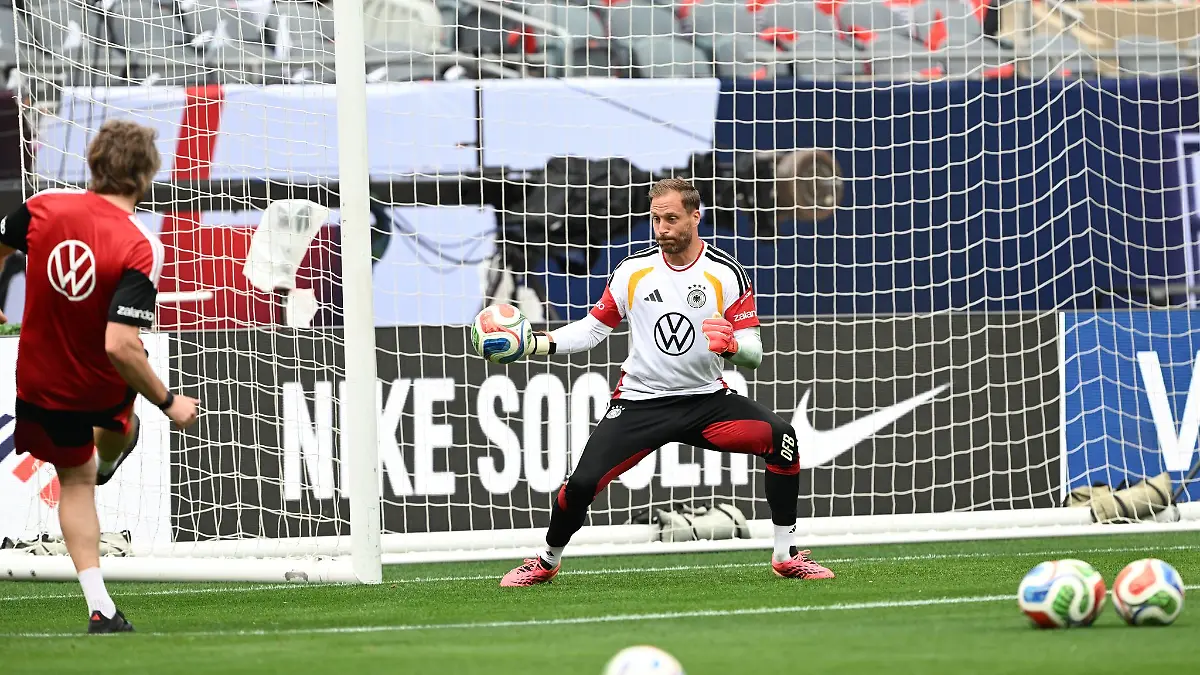 Oliver Baumann trainiert vor der WM-Generalprobe der Nationalmannschaft.