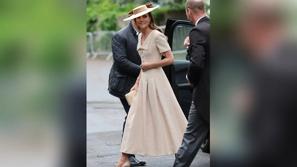 Prinzessin Kate kommt zusammen mit Prinz William zur Hochzeit von Peter Phillips und Harriet Sperling.