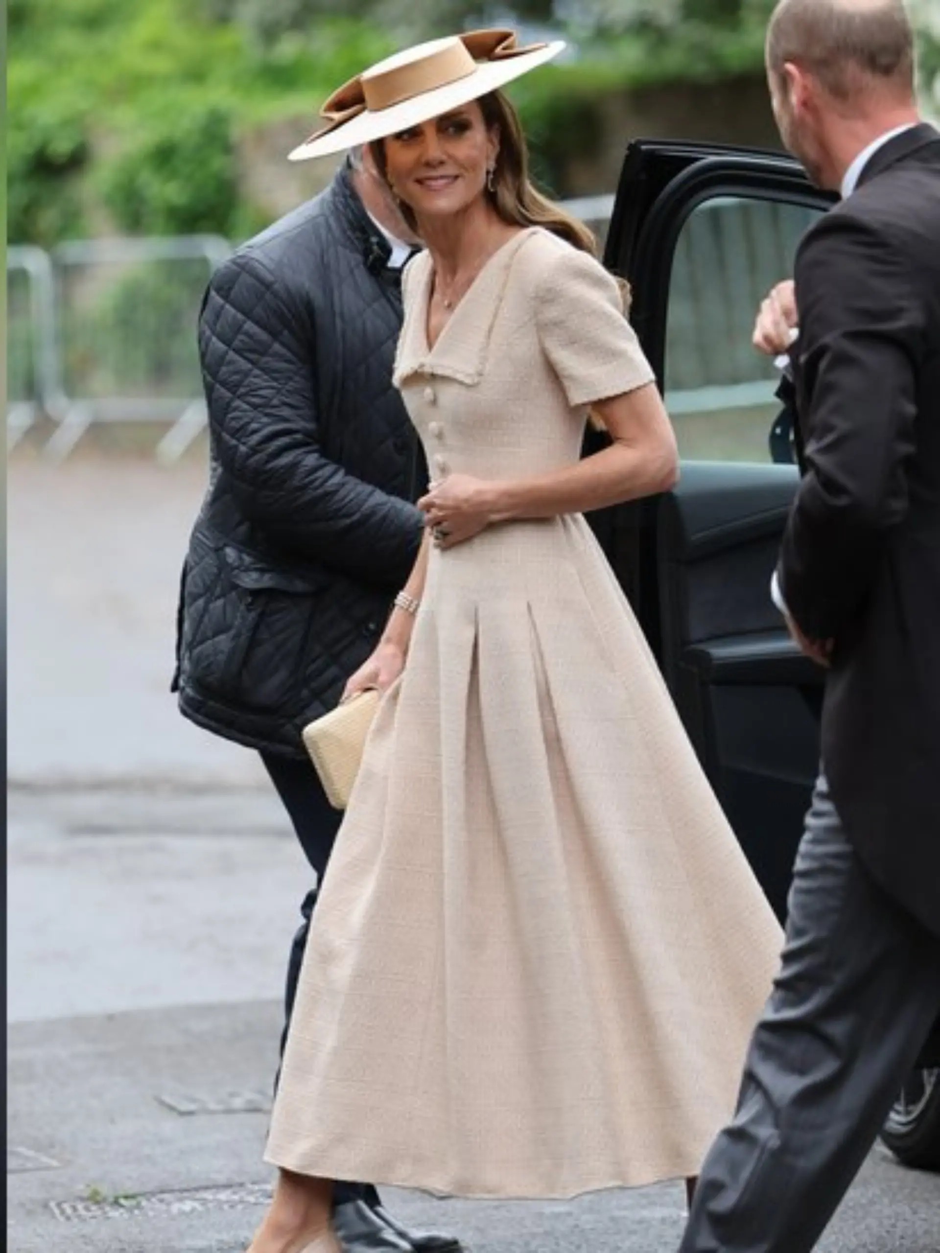 Prinzessin Kate kommt zusammen mit Prinz William zur Hochzeit von Peter Phillips und Harriet Sperling.