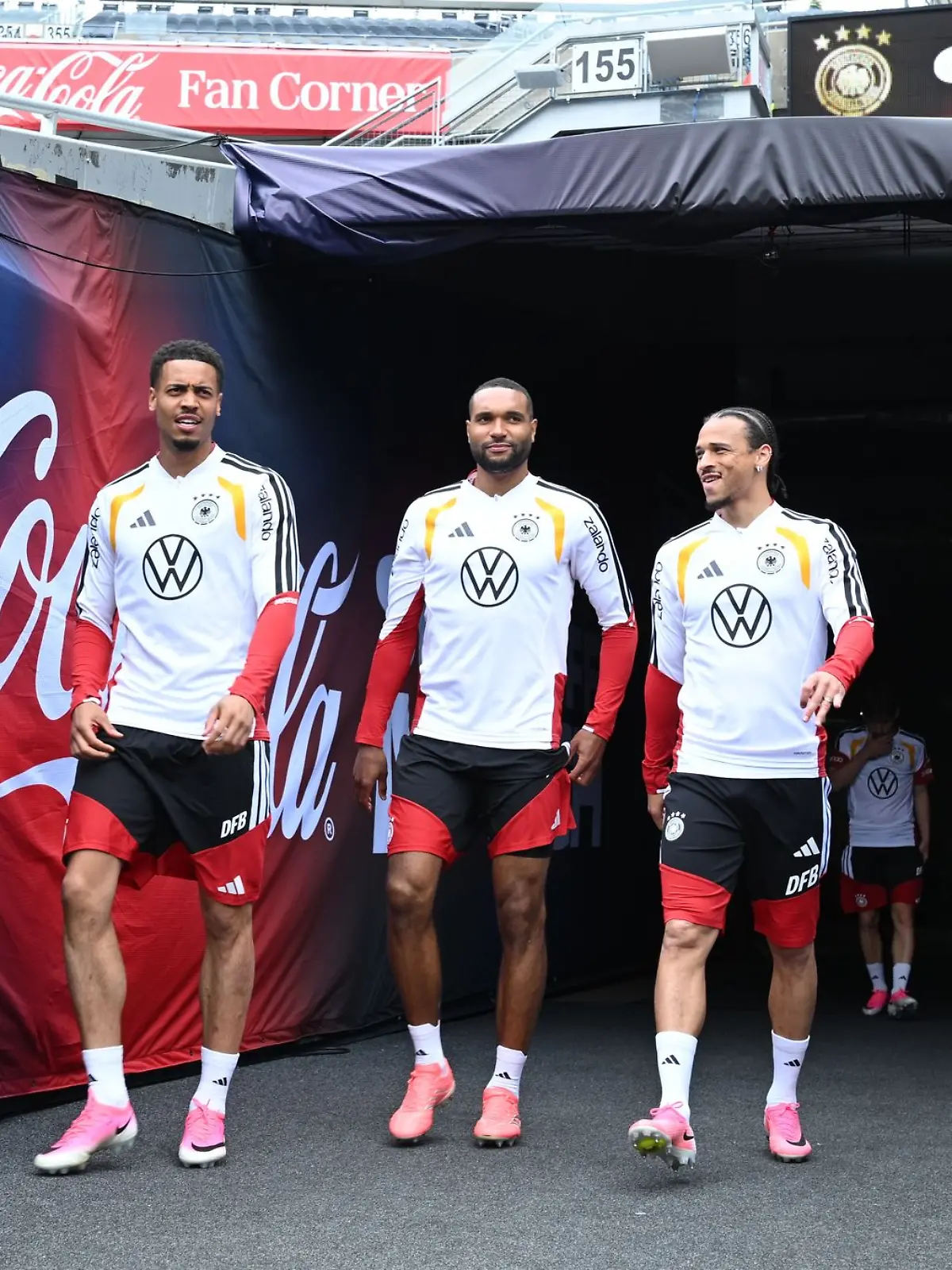 Bild zu: "Sané ersetzt verletzten Karl gegen USA - auch Brown beginnt"